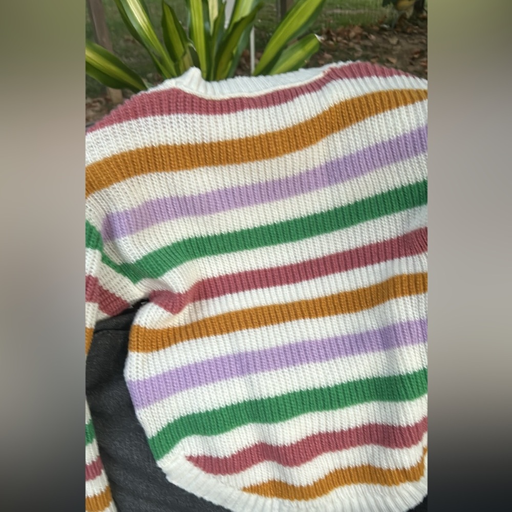 SO Sweater